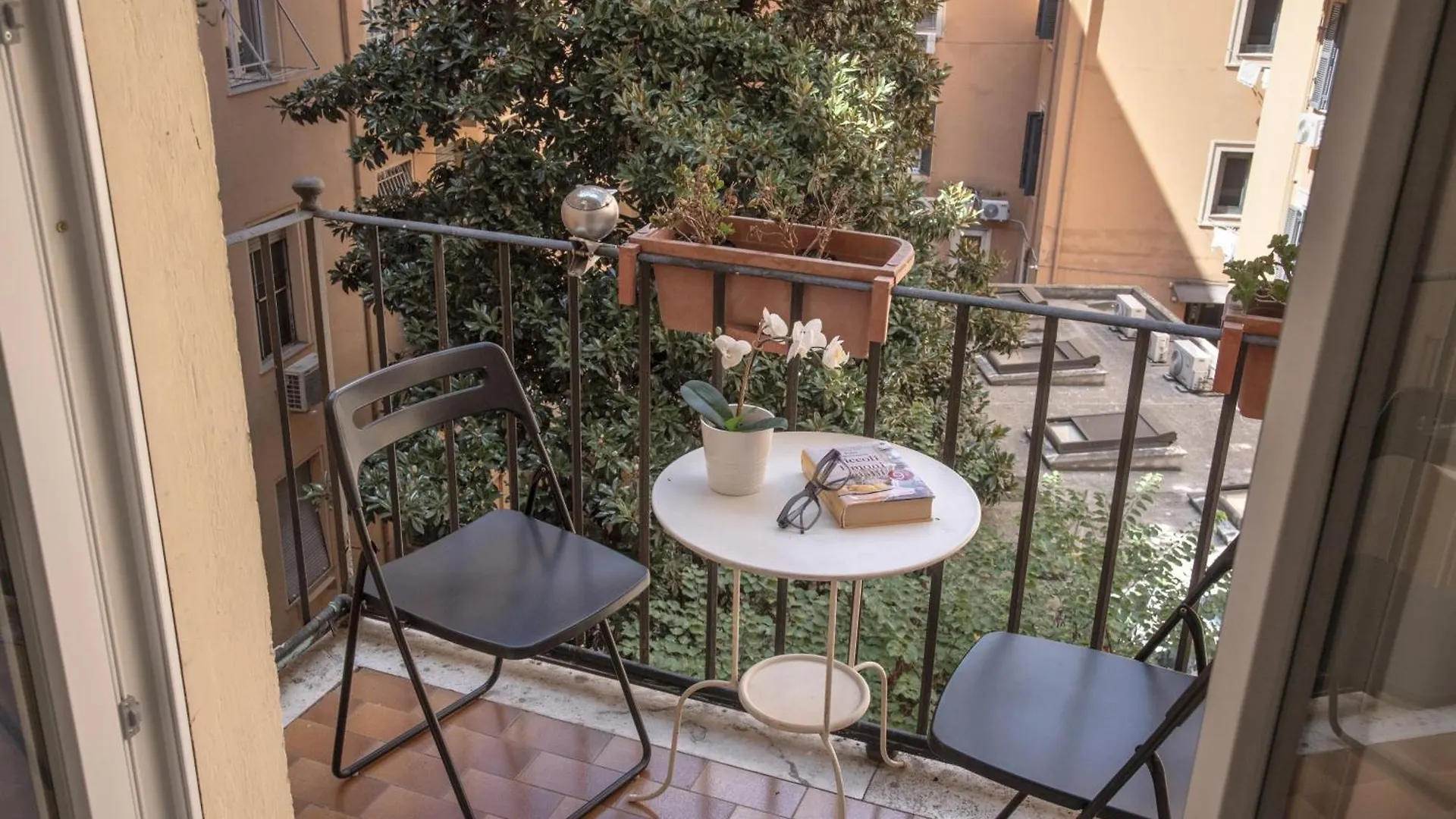 San Pietro Holidays Rom